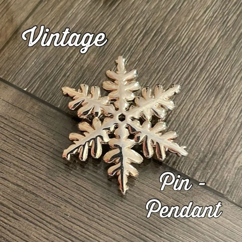 Vintage Silver-tone Pin - Pendant Snowflake Brooch Holiday Pin - Winter Brooch
